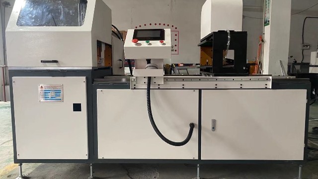 全自动切割机的操作安全有哪些？